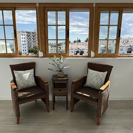 Villa Paradise - Margot *